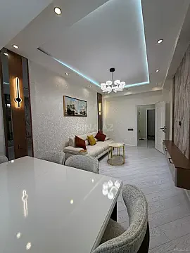 Satılır 2 otaqlı mənzil 71 m²