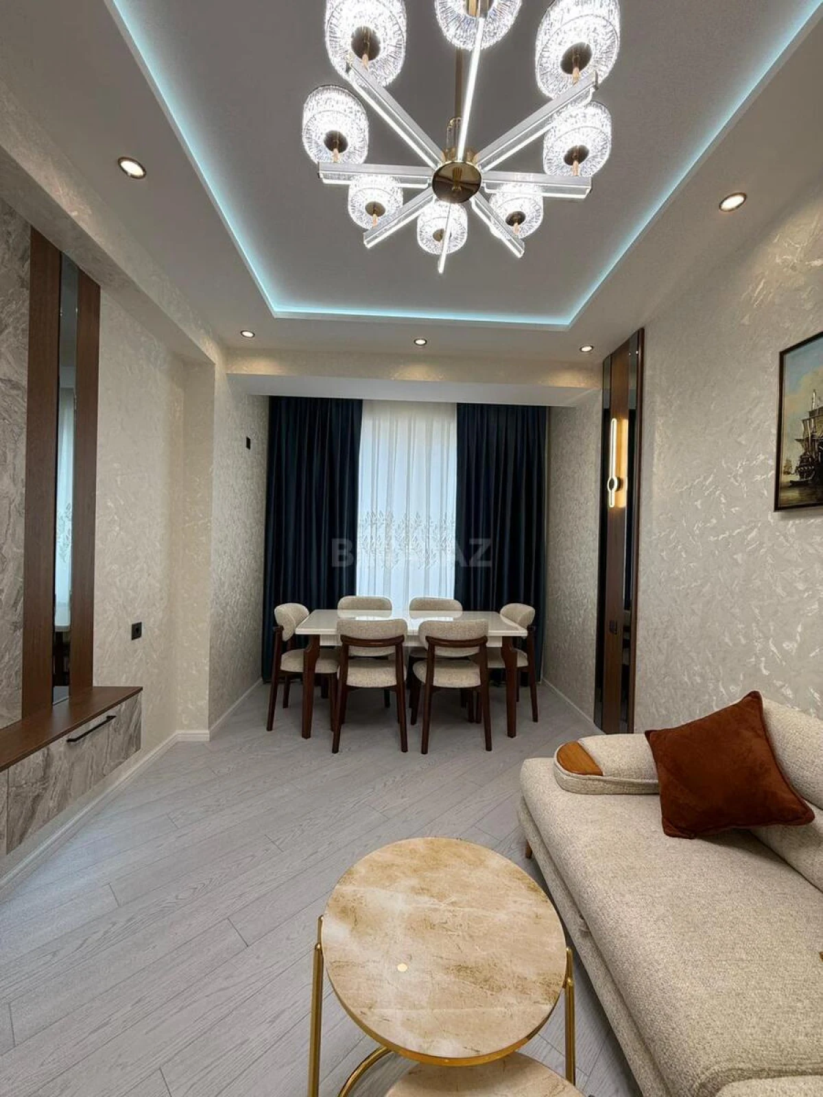Satılır 2 otaqlı mənzil 71 m²