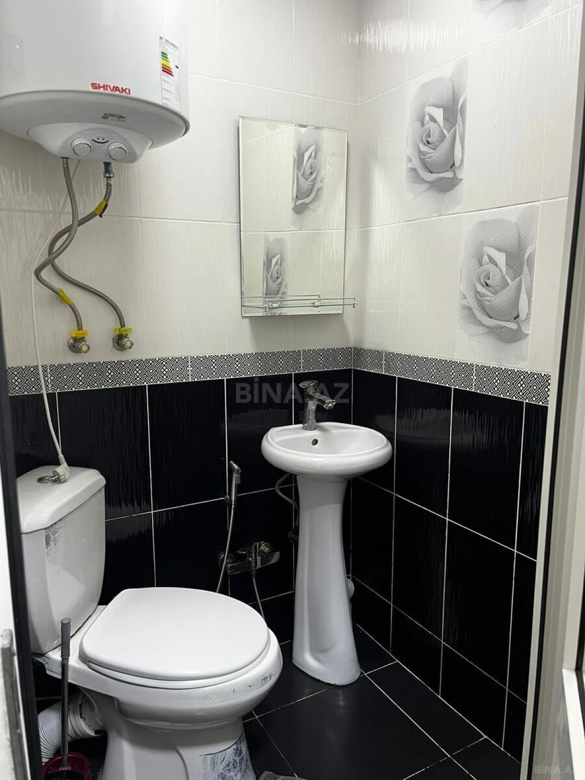 Kirayə verilir 2 otaqlı mənzil 57 m²