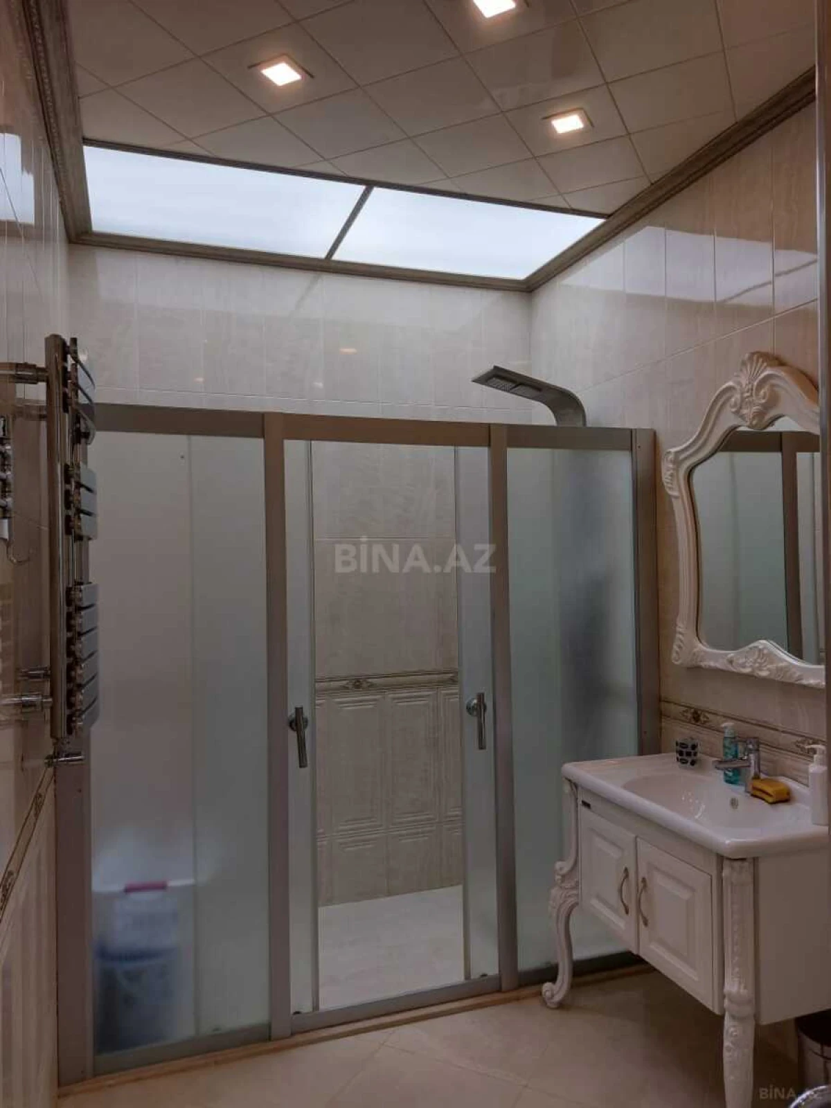 Satılır 2 otaqlı mənzil 85 m²