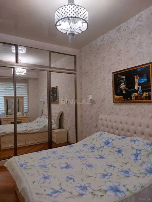 Satılır 2 otaqlı mənzil 85 m²