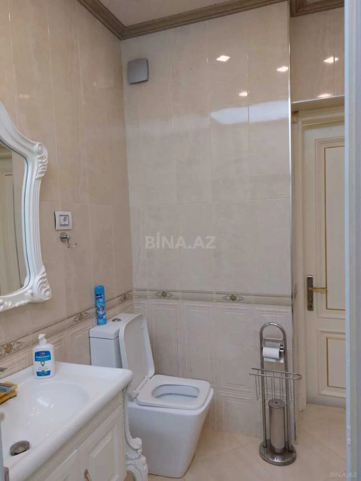 Satılır 2 otaqlı mənzil 85 m²