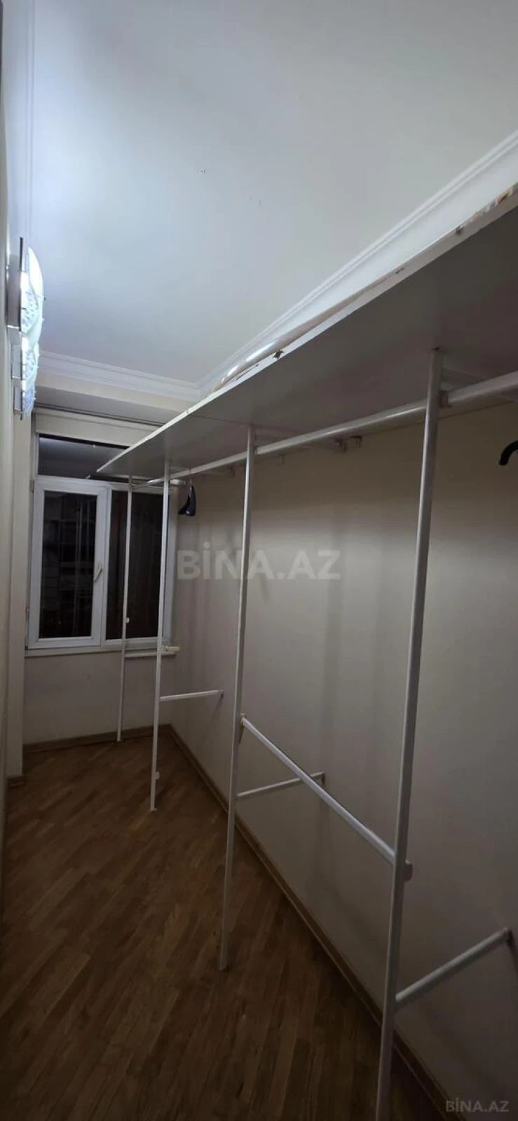 Kirayə verilir 4 otaqlı mənzil 180 m²