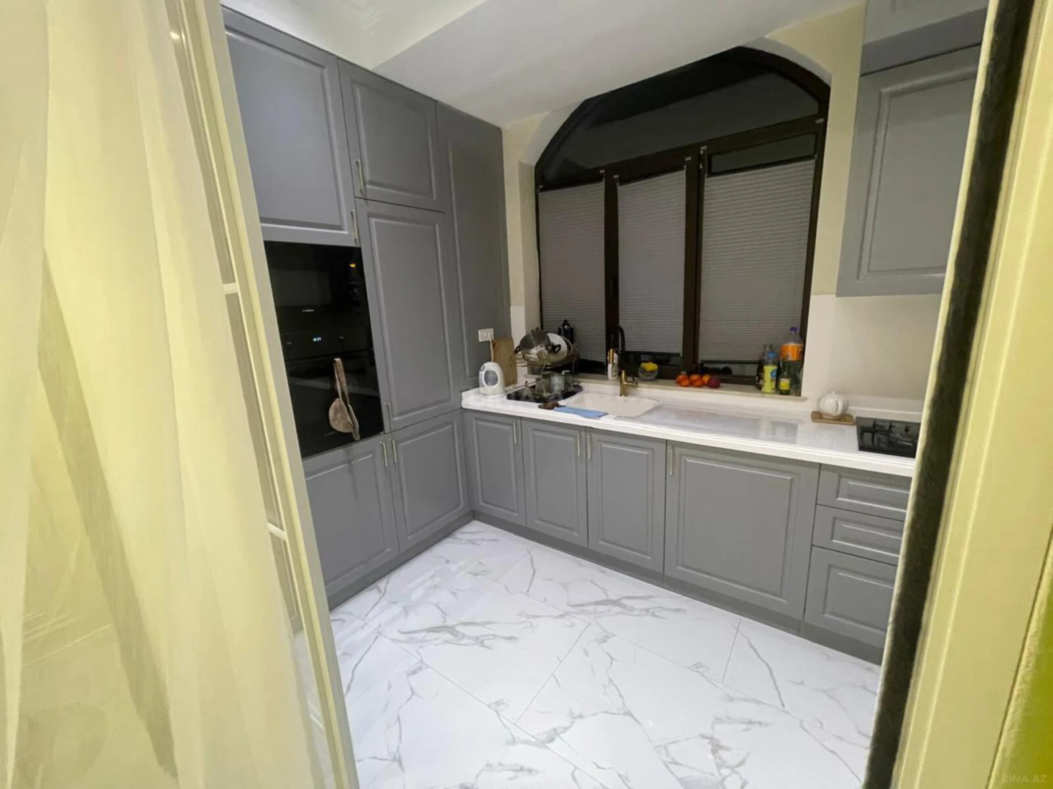 Kirayə verilir 3 otaqlı mənzil 108 m²