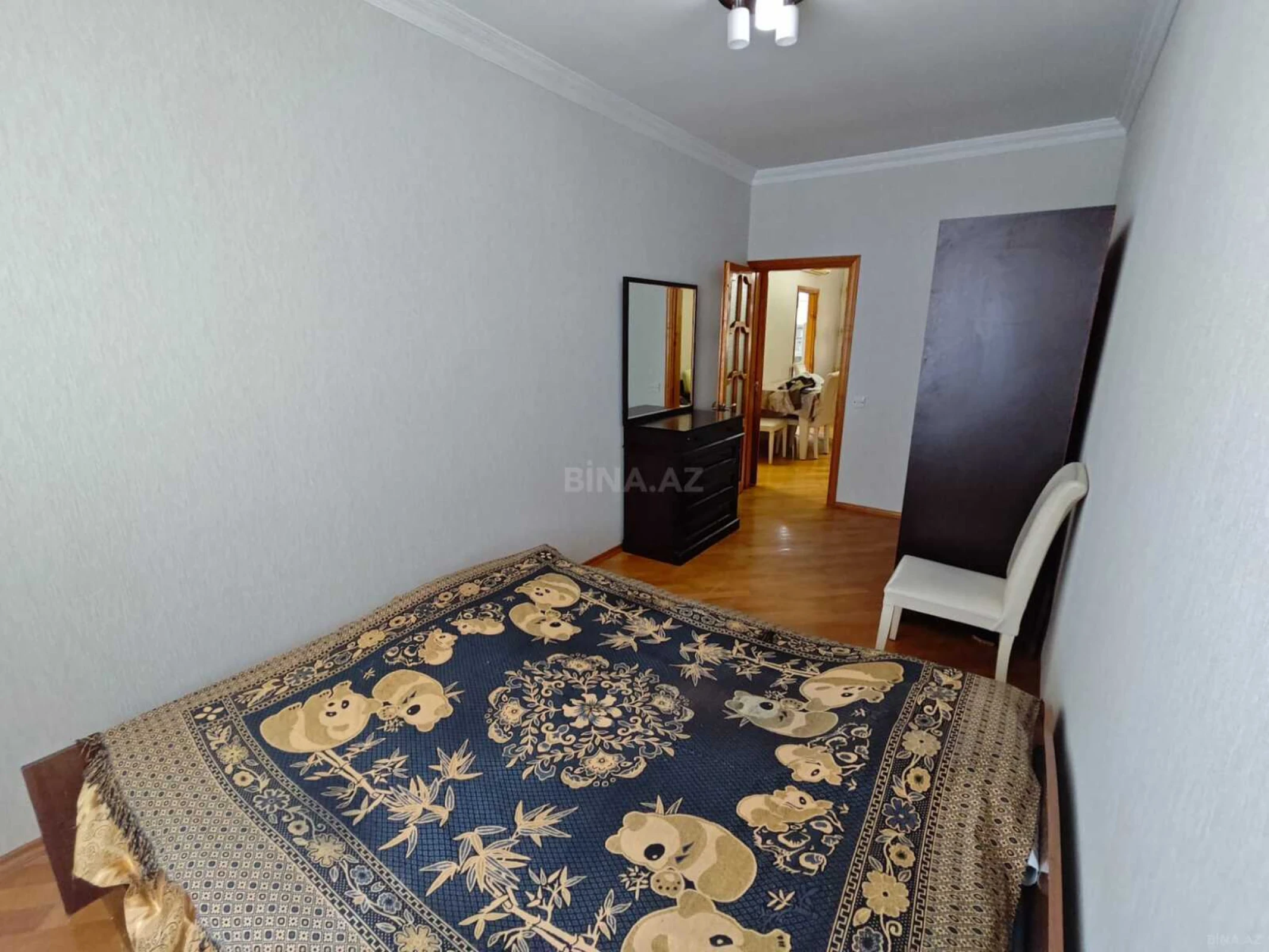 Kirayə verilir 2 otaqlı mənzil 70 m²