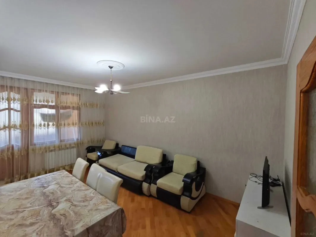 Kirayə verilir 2 otaqlı mənzil 70 m²