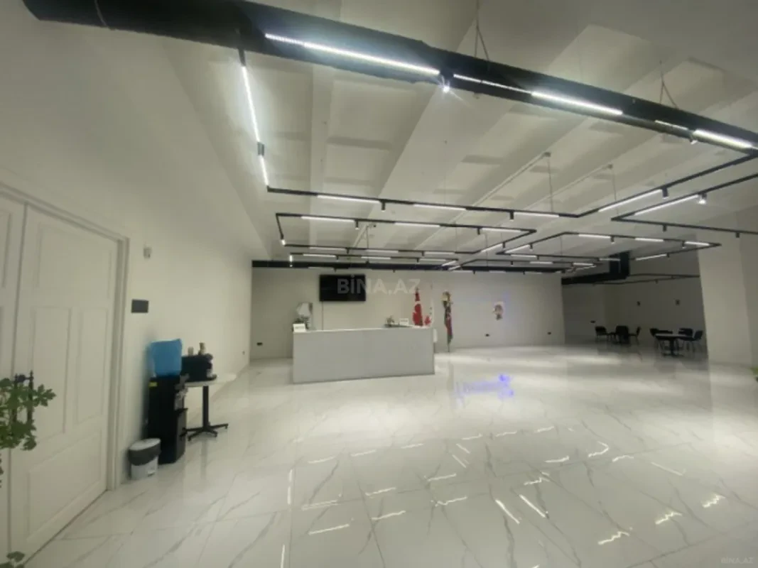 Satılır obyekt 1185 m²