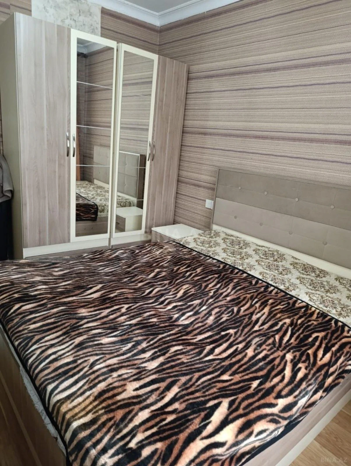 Kirayə verilir 2 otaqlı mənzil 55 m²