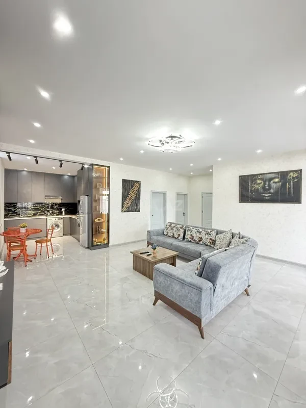 Satılır 4 otaqlı həyət evi 140 m²