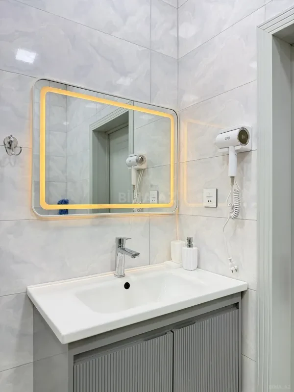 Satılır 4 otaqlı həyət evi 140 m²