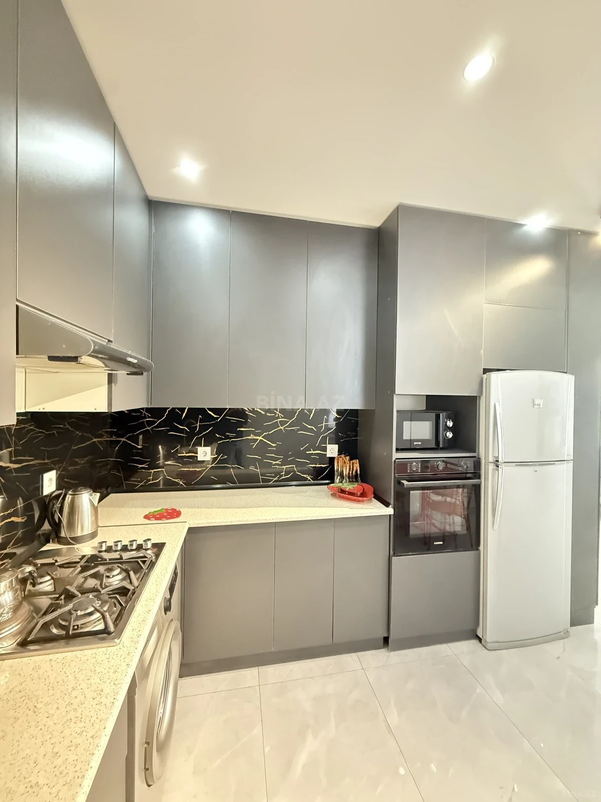 Satılır 4 otaqlı həyət evi 140 m²