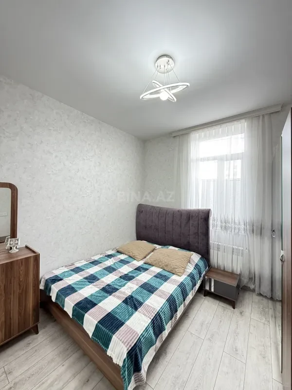 Satılır 4 otaqlı həyət evi 140 m²