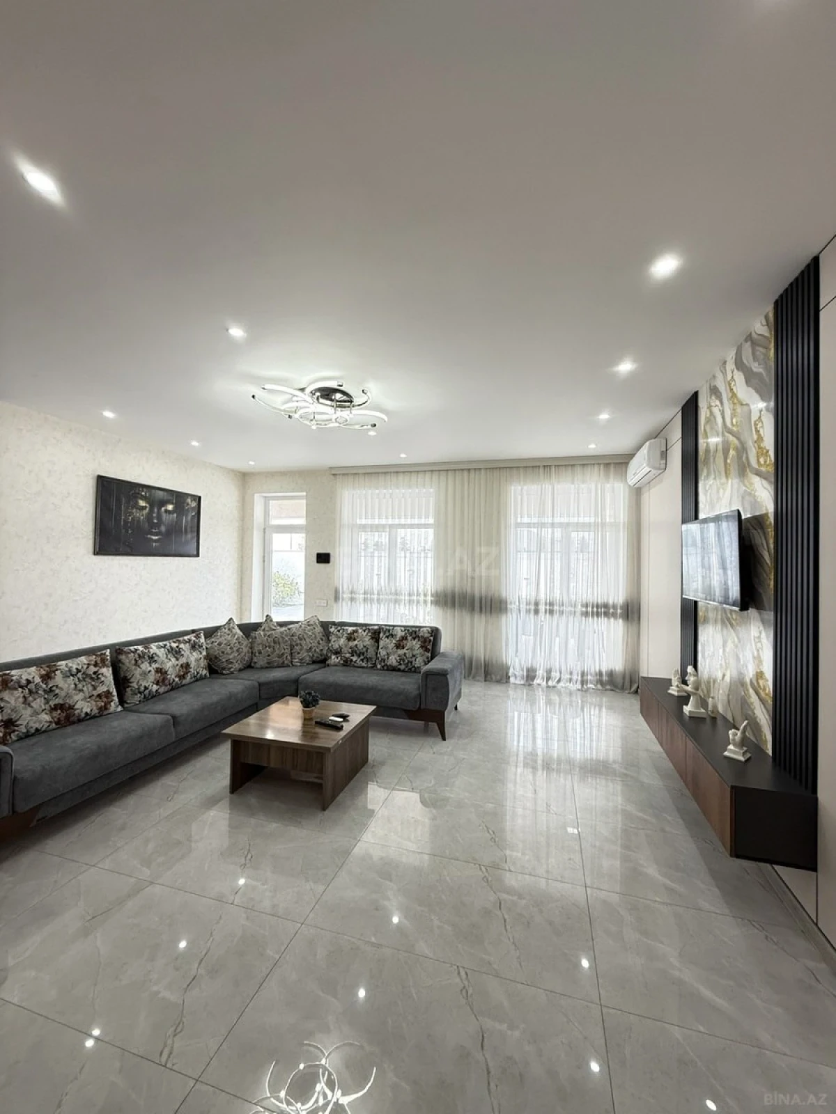 Satılır 4 otaqlı həyət evi 140 m²