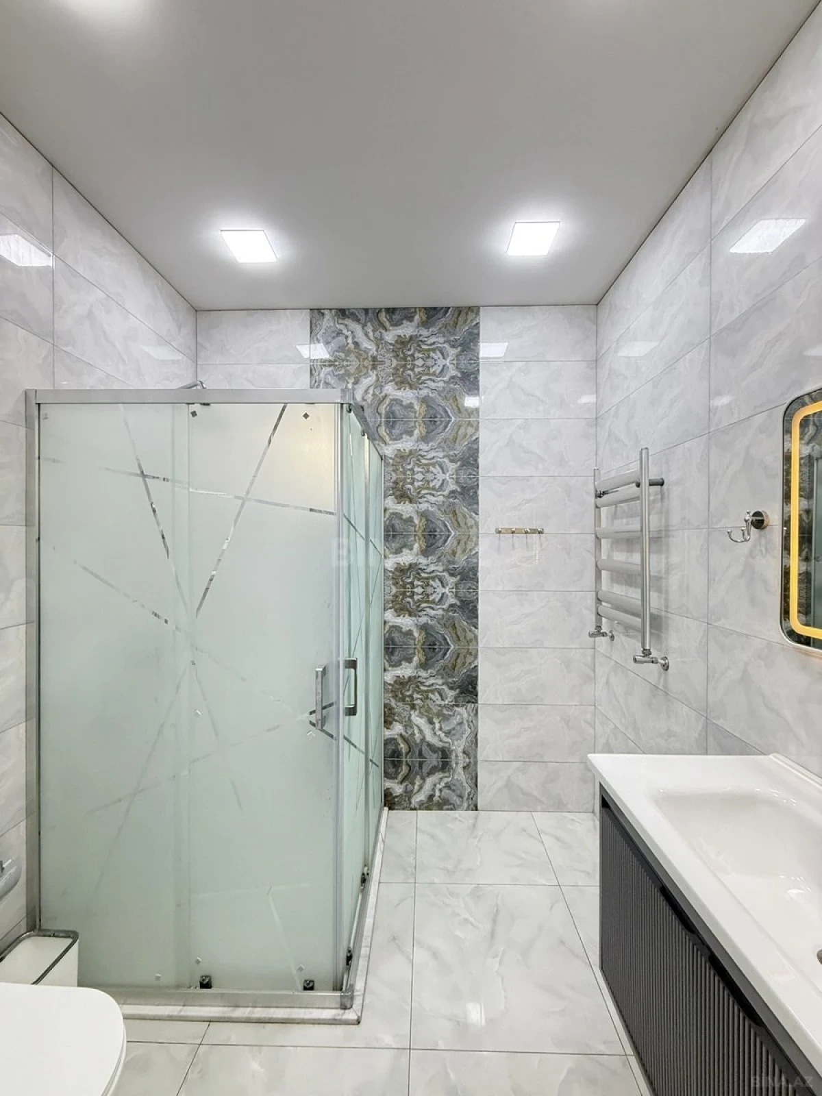 Satılır 4 otaqlı həyət evi 140 m²
