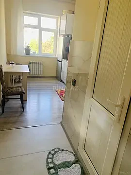 Satılır 1 otaqlı mənzil 40 m²