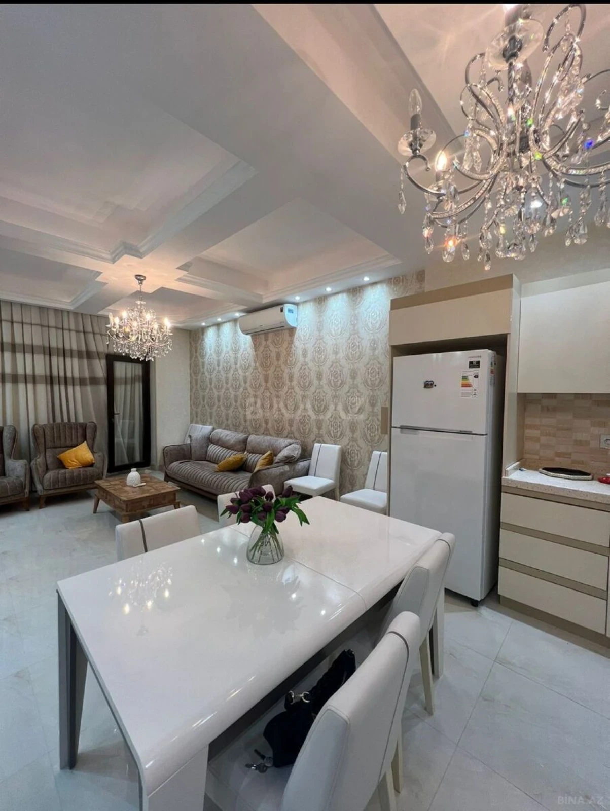 Kirayə verilir 3 otaqlı mənzil 100 m²