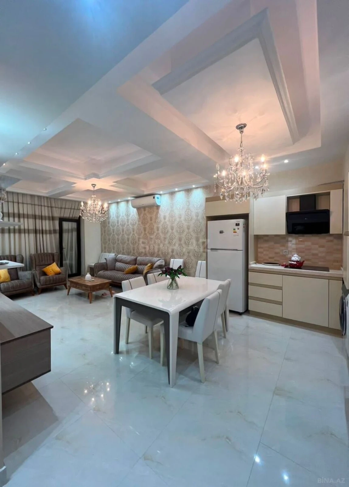 Kirayə verilir 3 otaqlı mənzil 100 m²