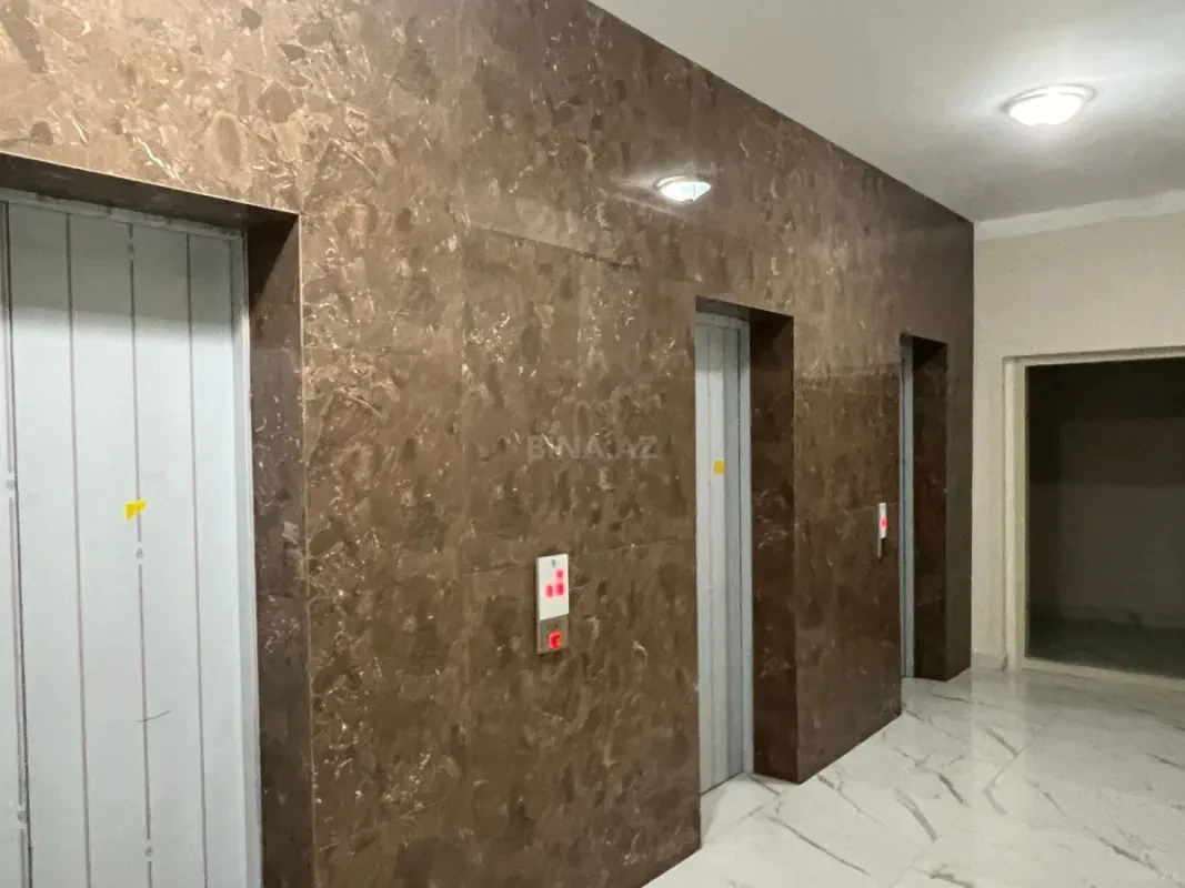 Satılır 3 otaqlı mənzil 113 m²
