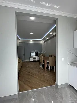Kirayə verilir 2 otaqlı mənzil 70 m²