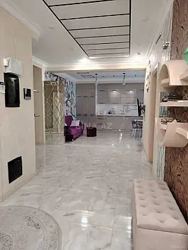 Satılır 4 otaqlı mənzil 178 m²