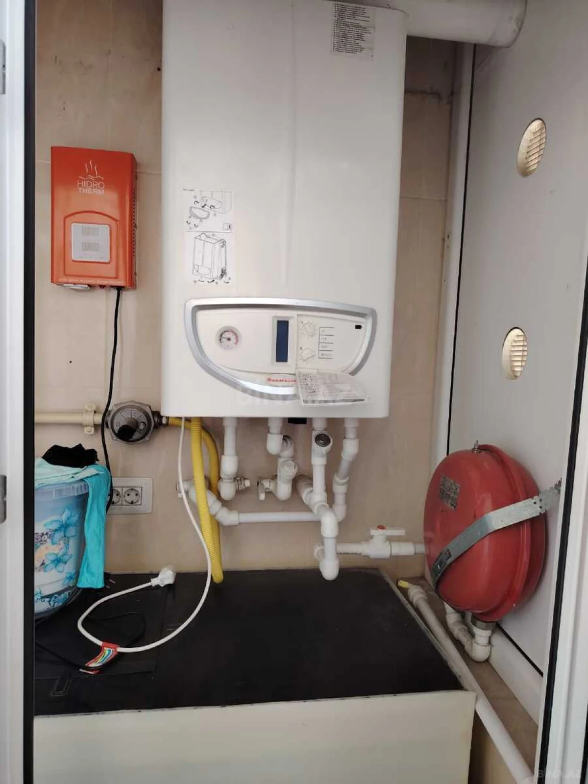 Satılır 4 otaqlı mənzil 178 m²