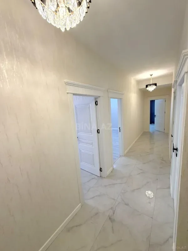 Satılır 2 otaqlı mənzil 96 m²