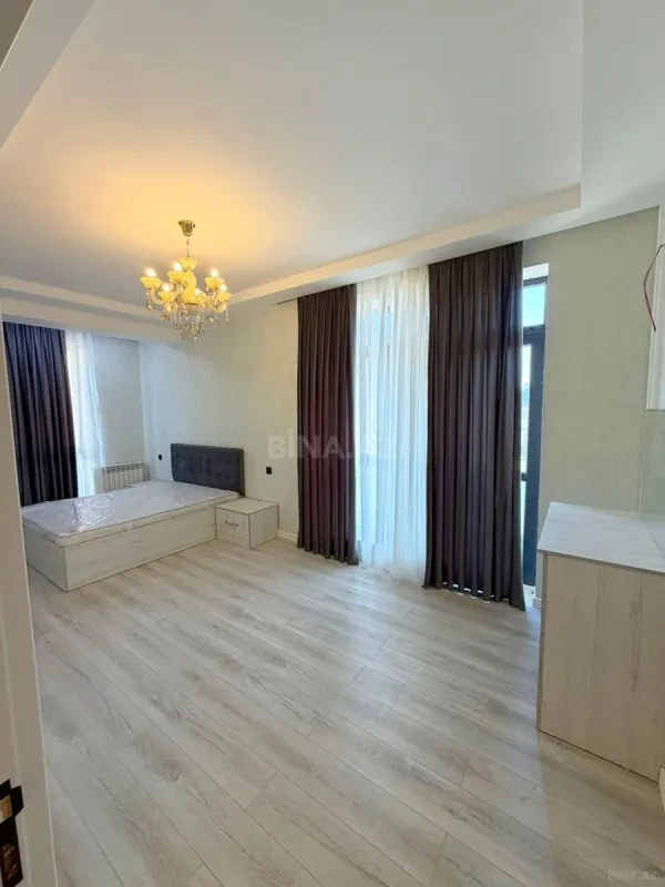 Satılır 2 otaqlı mənzil 96 m²