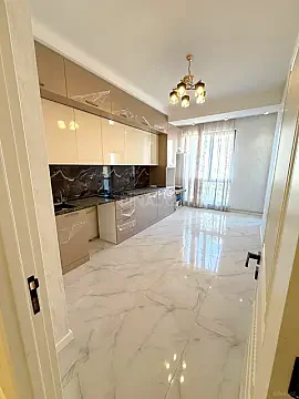 Satılır 2 otaqlı mənzil 96 m²
