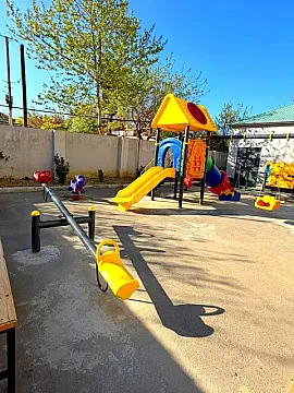 Satılır 2 otaqlı mənzil 96 m²