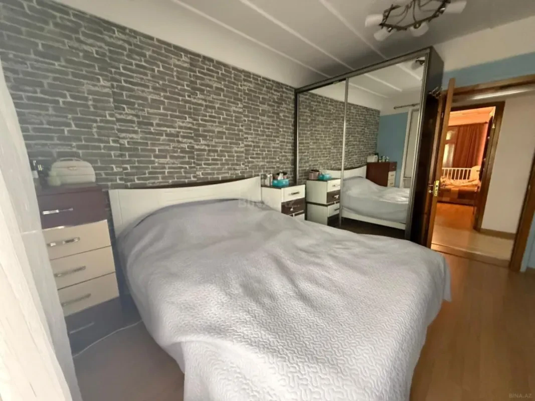 Satılır 3 otaqlı mənzil 63 m²