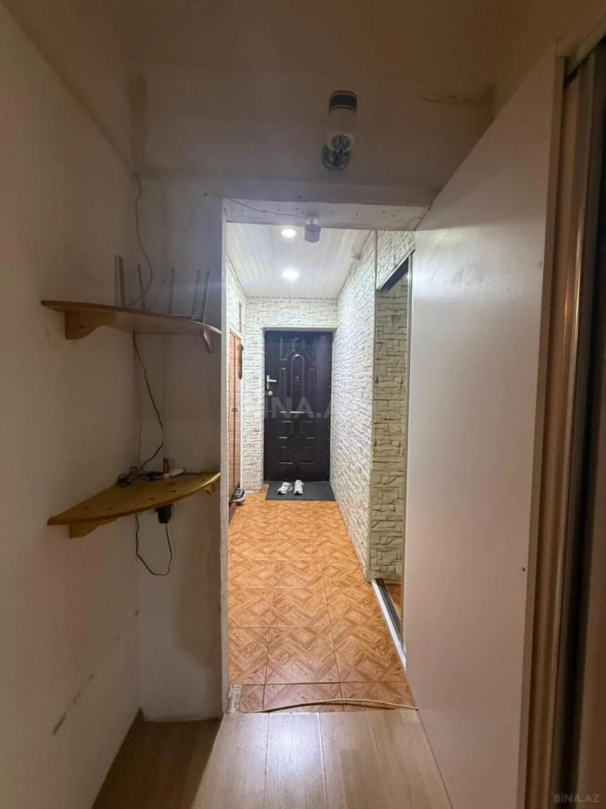 Satılır 3 otaqlı mənzil 63 m²