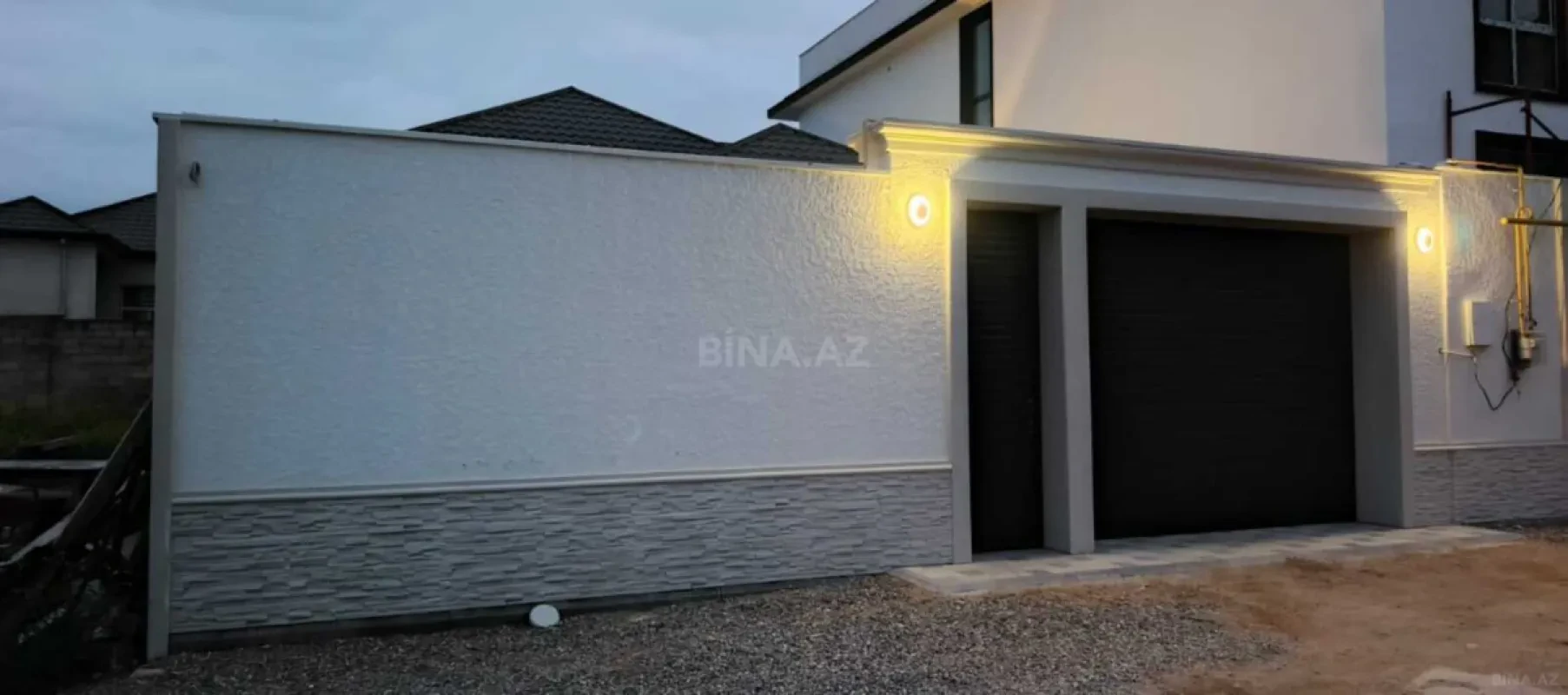 Satılır 4 otaqlı həyət evi 115 m²