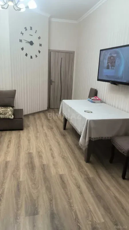 Satılır 1 otaqlı mənzil 54 m²
