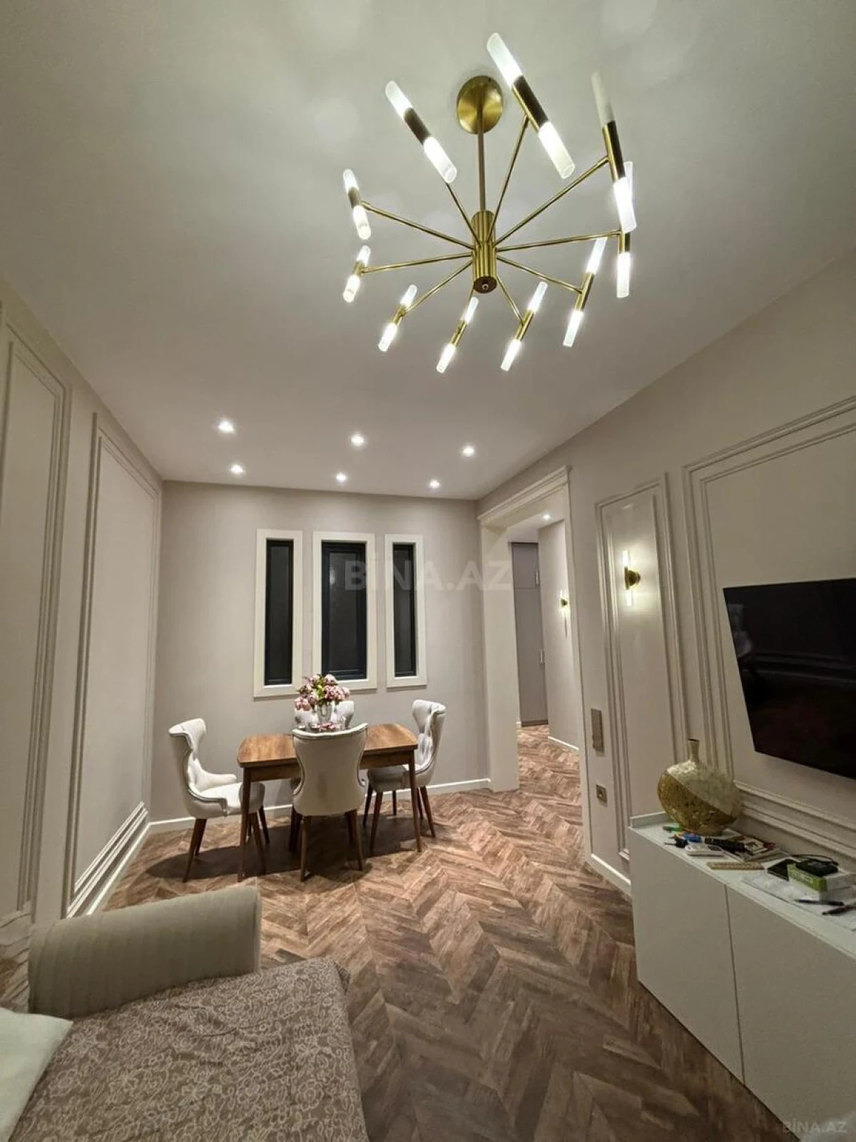Satılır 2 otaqlı mənzil 64 m²