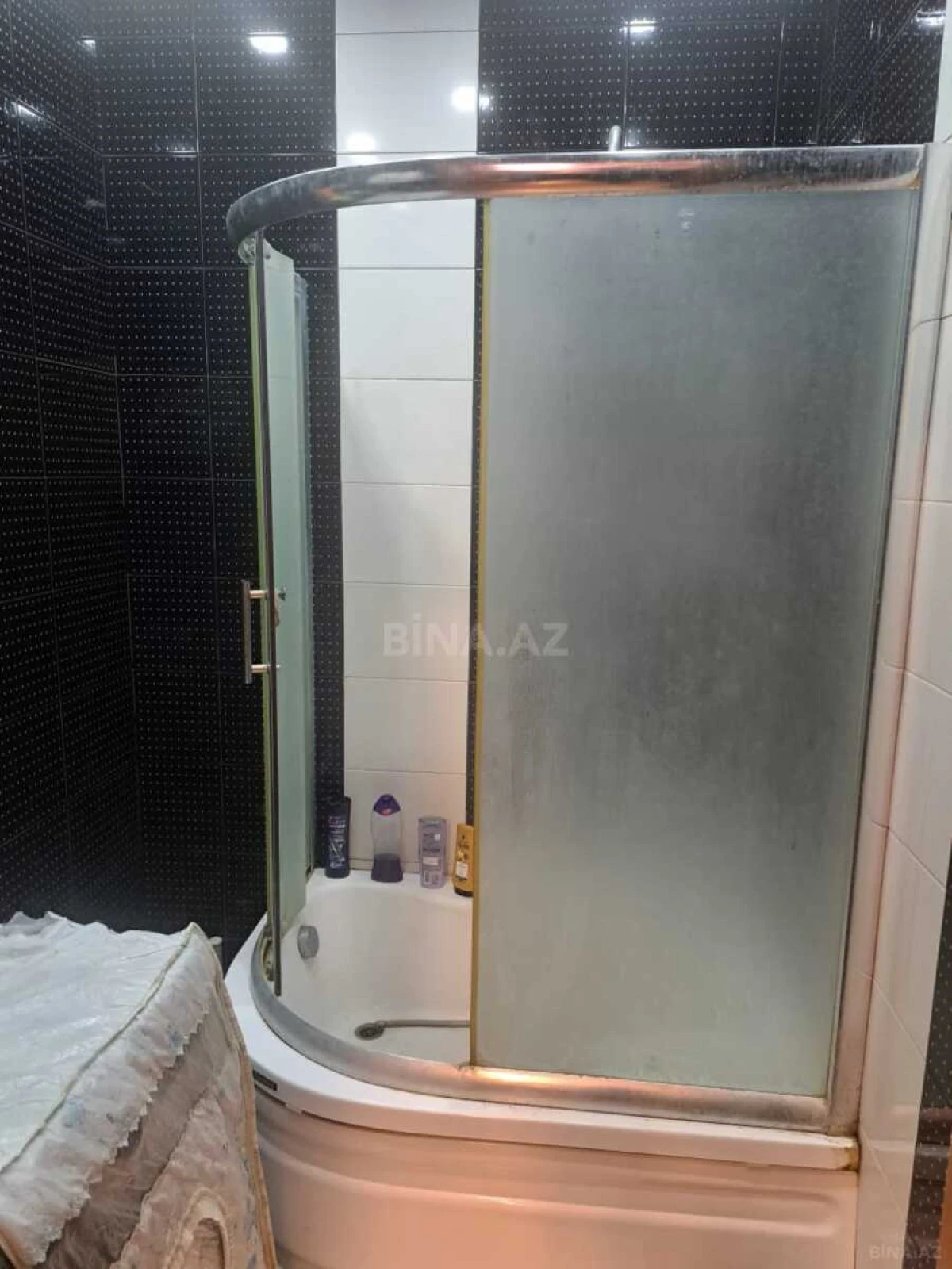 Satılır 3 otaqlı mənzil 87 m²