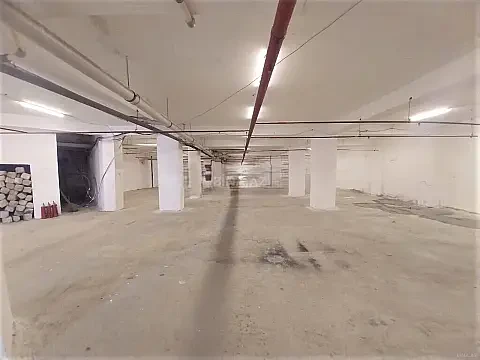 Kirayə verilir obyekt 855 m²