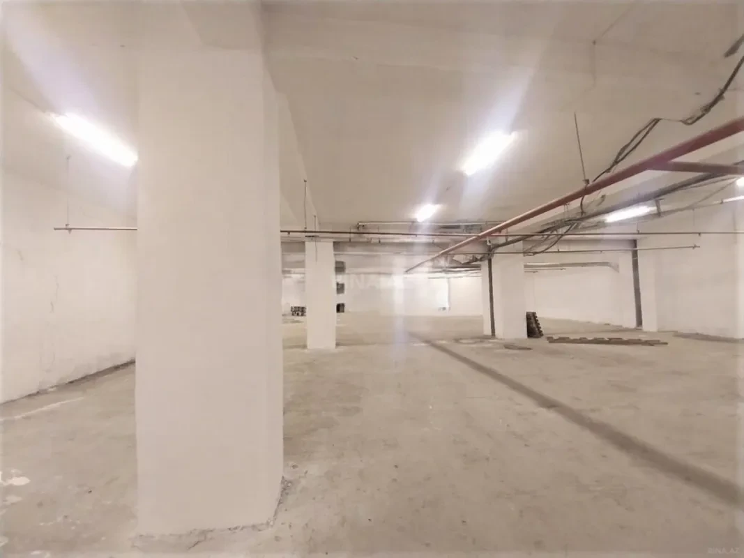 Kirayə verilir obyekt 855 m²