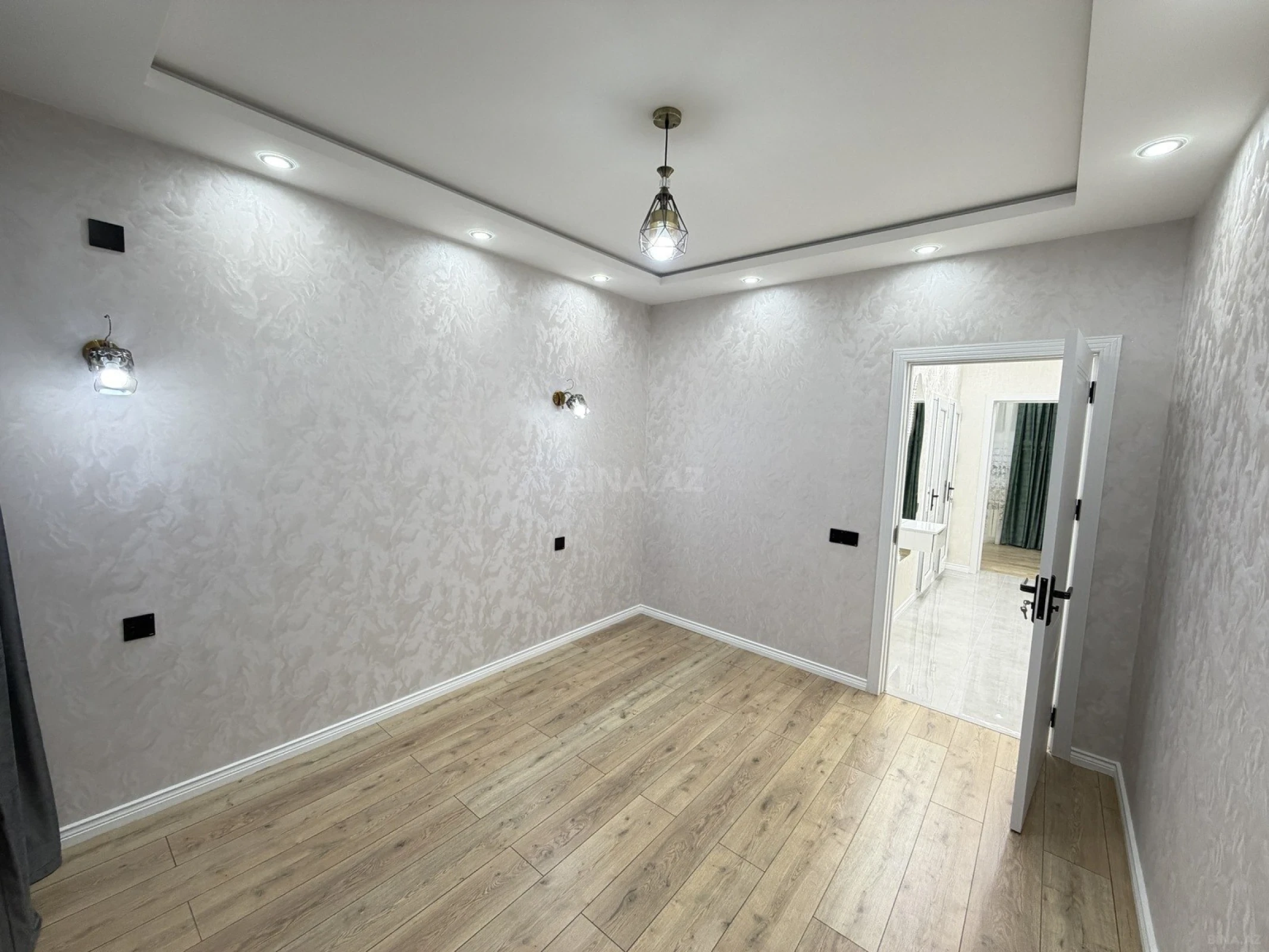 Satılır 3 otaqlı mənzil 65 m²