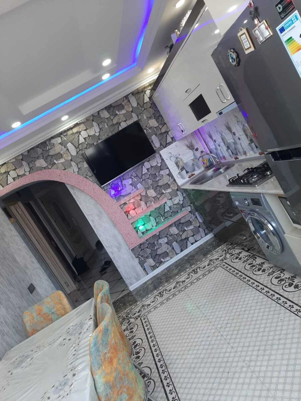 Satılır 2 otaqlı mənzil 60 m²