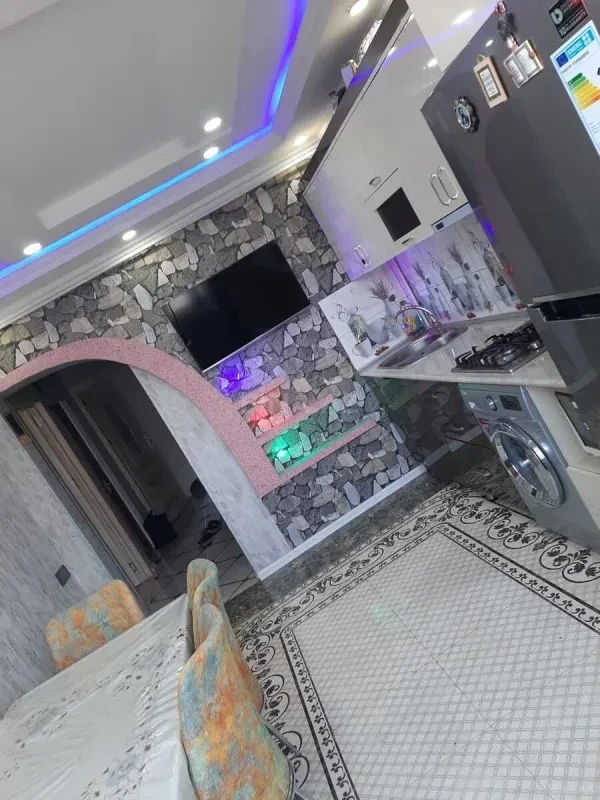 Satılır 2 otaqlı mənzil 60 m²