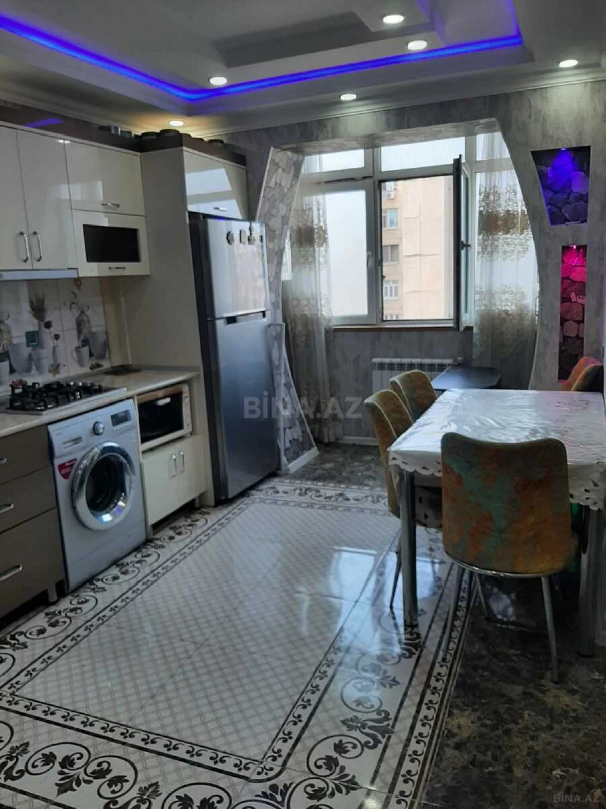 Satılır 2 otaqlı mənzil 60 m²