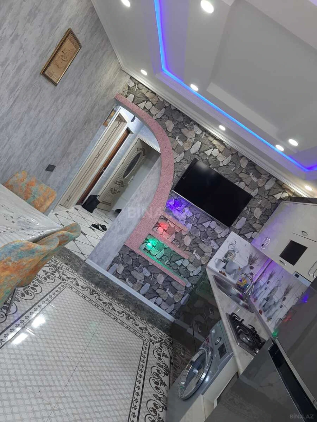 Satılır 2 otaqlı mənzil 60 m²