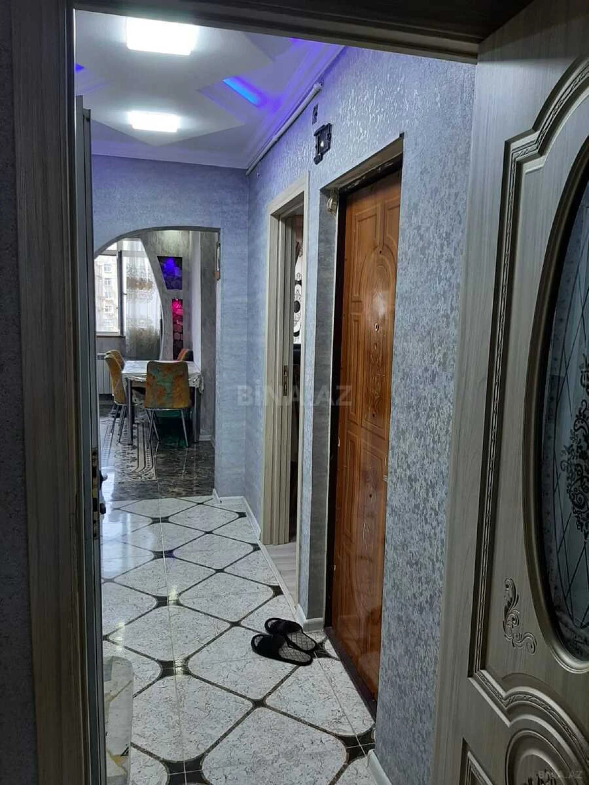 Satılır 2 otaqlı mənzil 60 m²