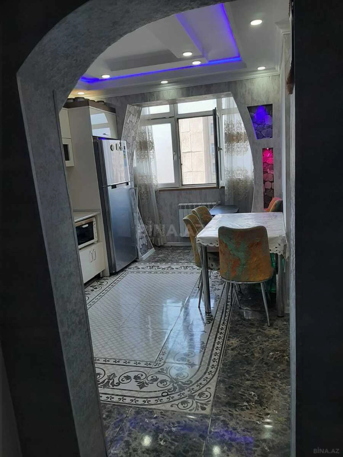 Satılır 2 otaqlı mənzil 60 m²