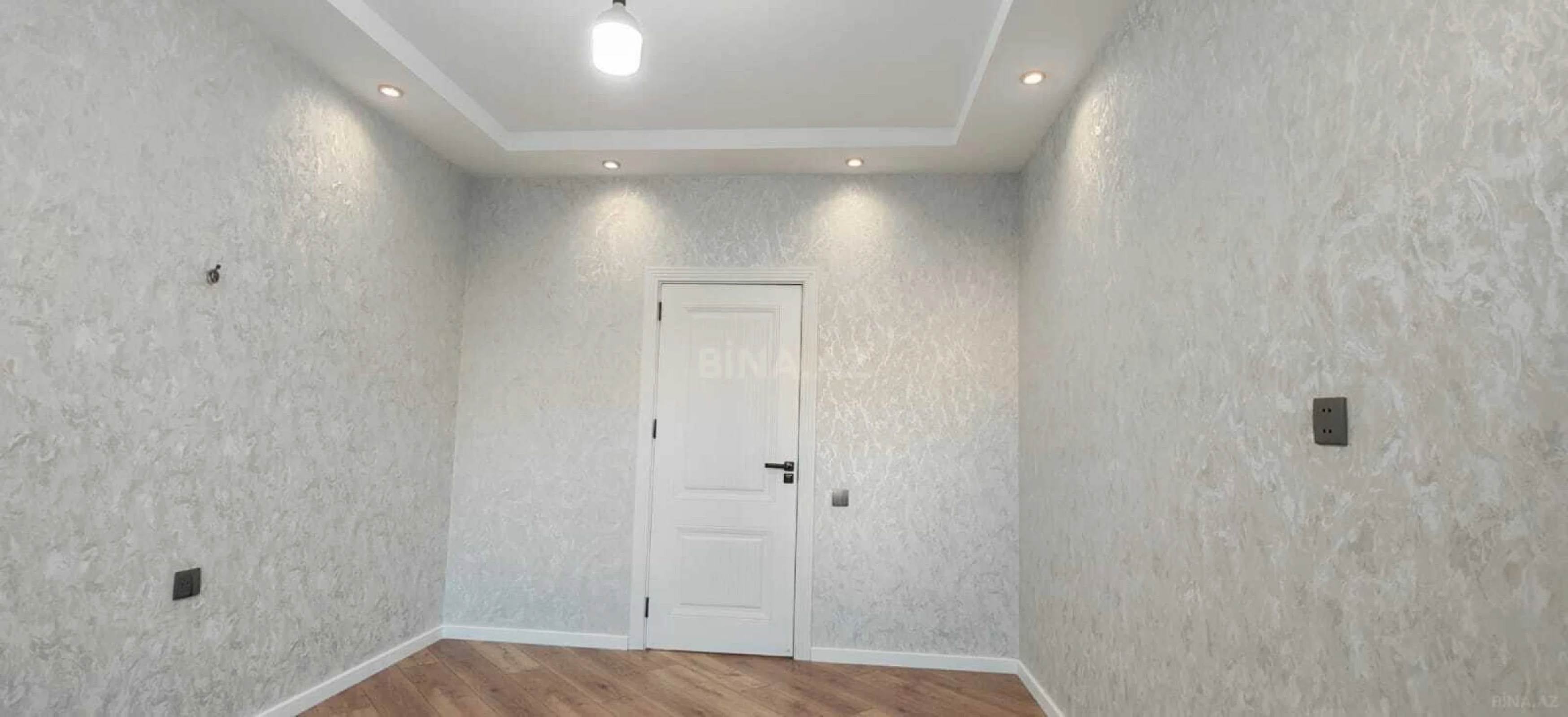 Satılır 2 otaqlı mənzil 60 m²