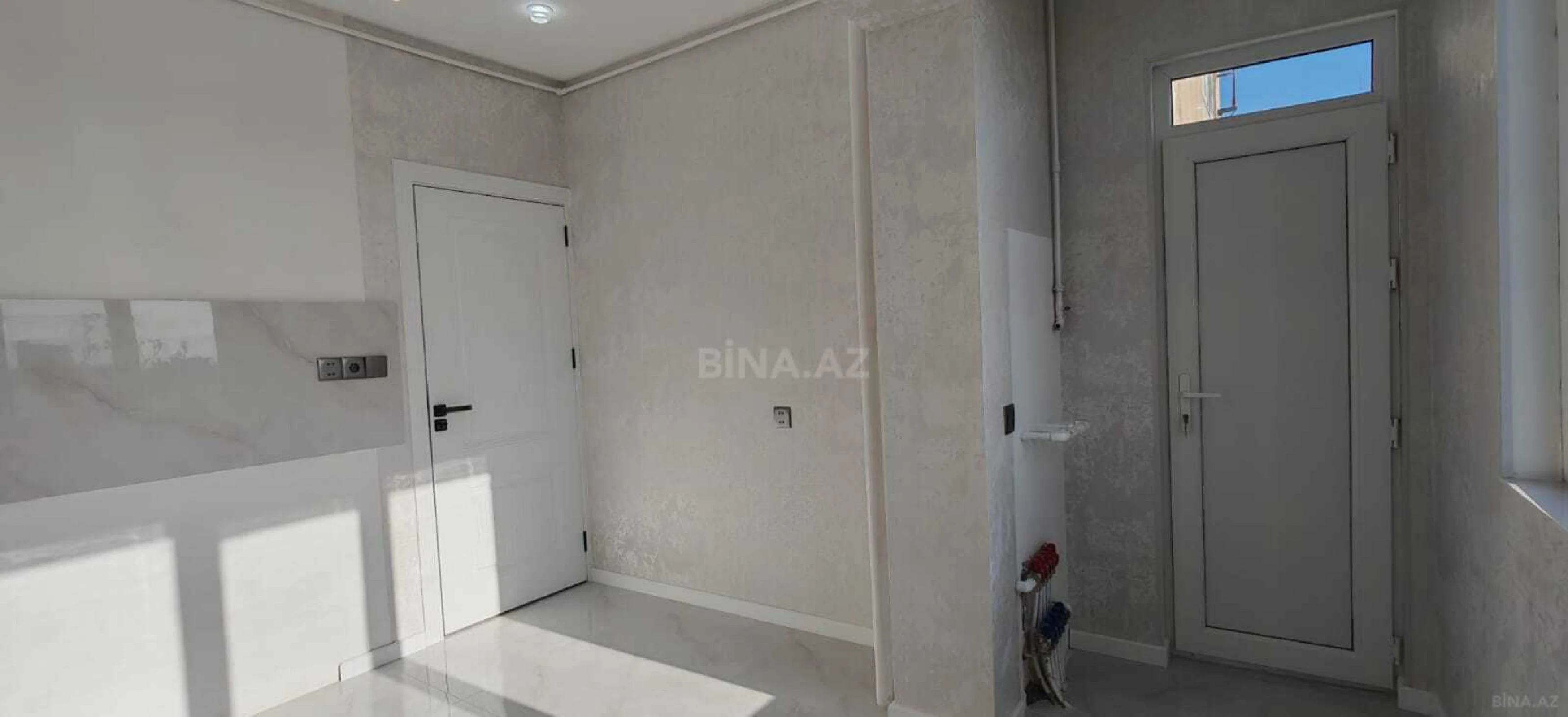 Satılır 2 otaqlı mənzil 60 m²