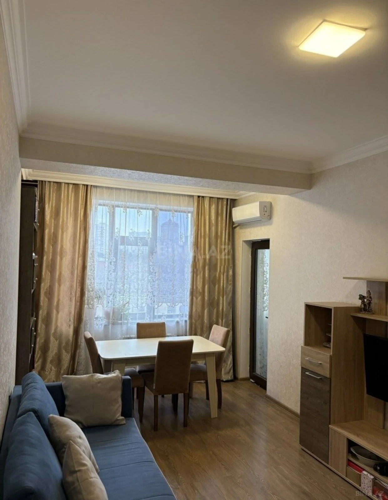 Satılır 2 otaqlı mənzil 53 m²