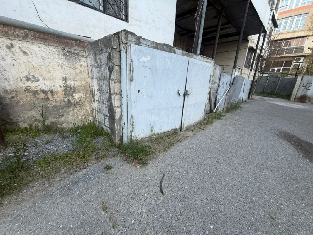 Satılır 4 otaqlı mənzil 95 m²