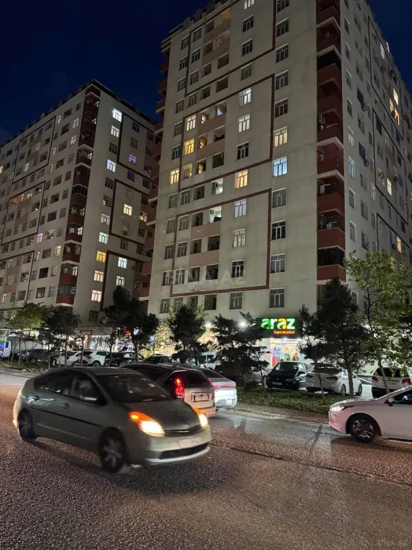 Satılır 2 otaqlı mənzil 72 m²
