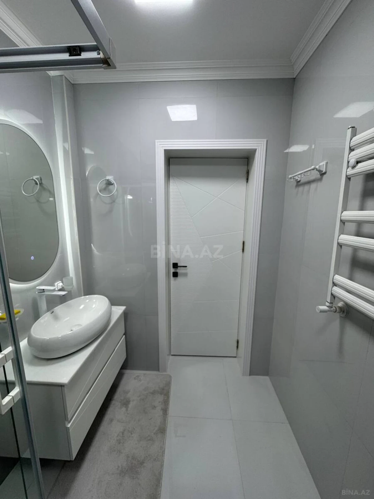 Satılır 2 otaqlı mənzil 72 m²